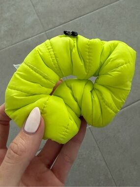 FP Movement Scrunchie - NEW